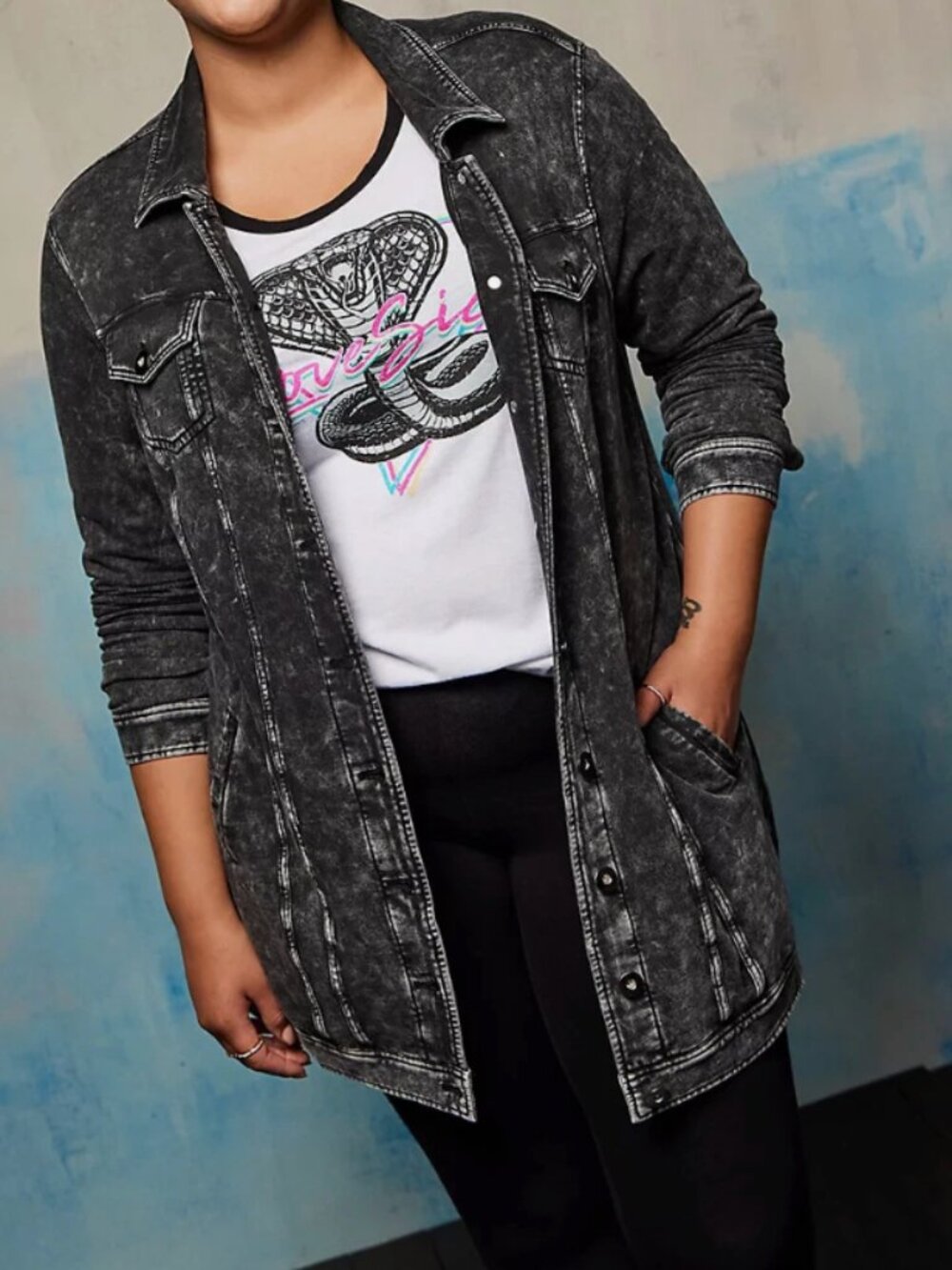 TORRID Lovesick Tie Dye Fleece Trucker Jacket Get Lost Back Graphic Size 2
